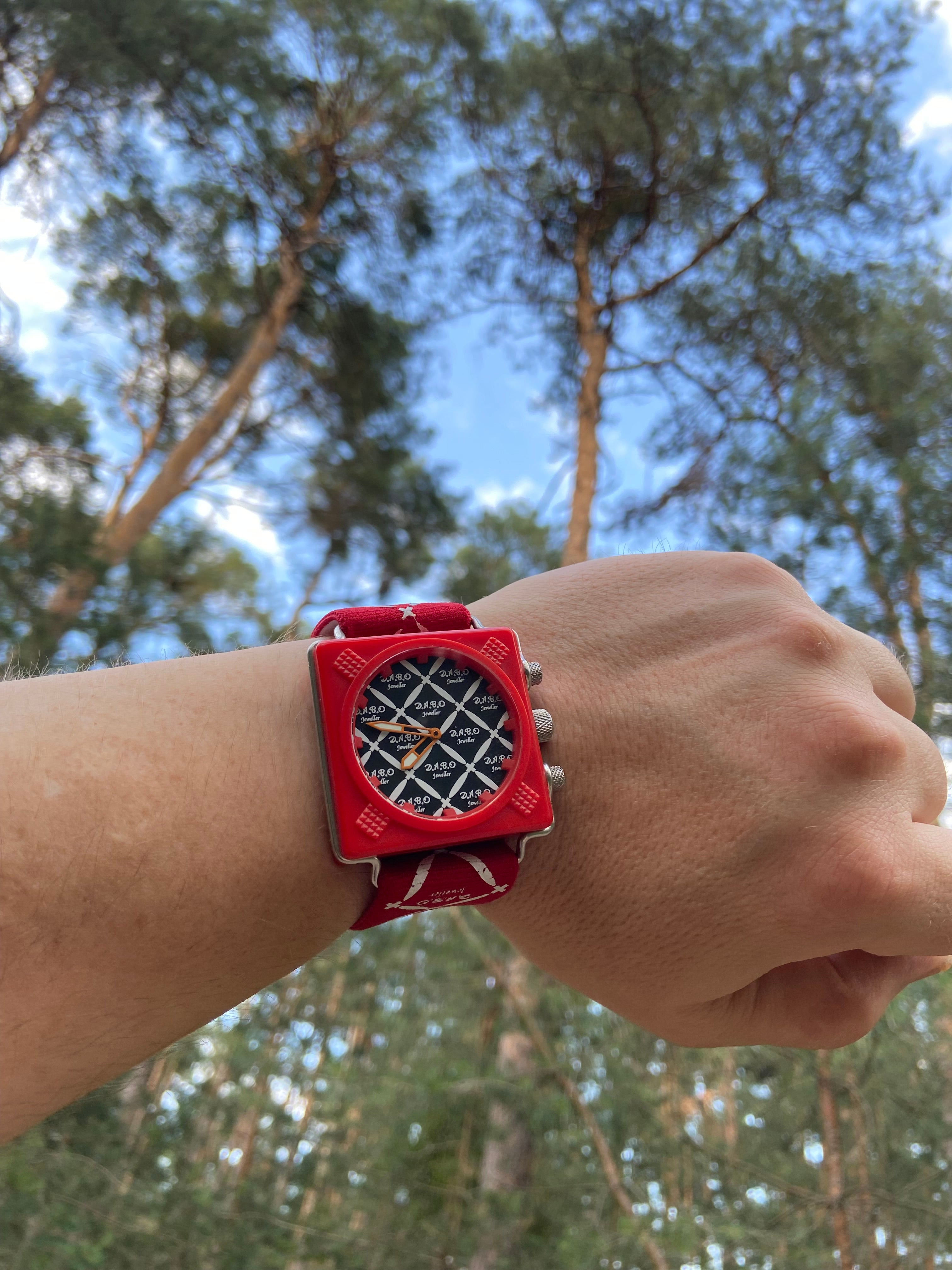 Q-uadrat Unisex Armbanduhr